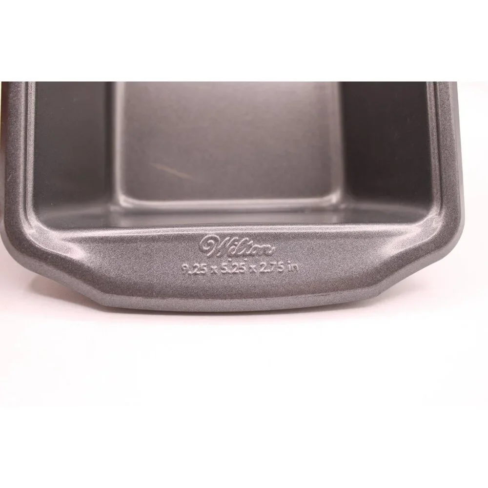 Wilton 9x5x3 Large Loaf Pan Non-Stick Coating Kitchen Bakeware Bake it Better